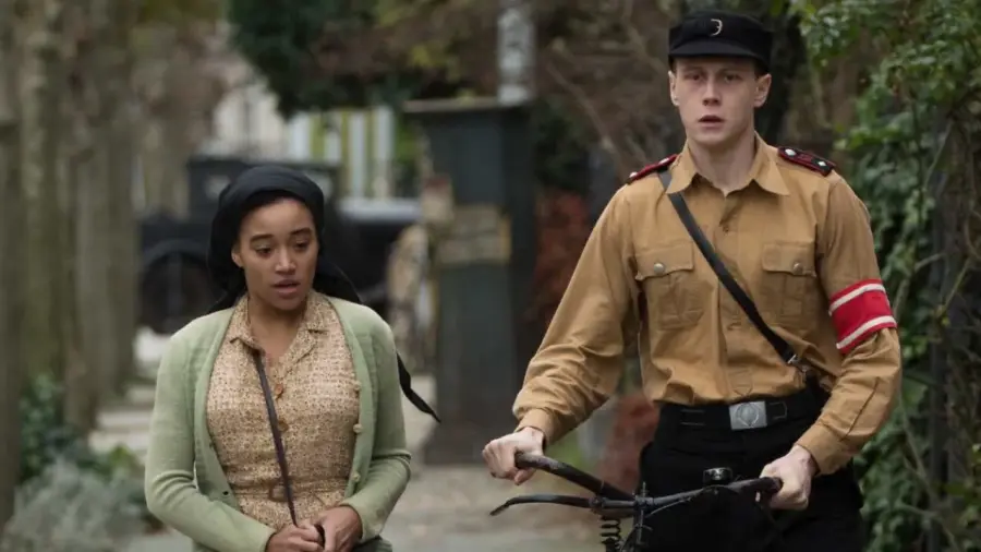 Quando le mani si sfiorano: trama, finale e la storia vera del film con George MacKay