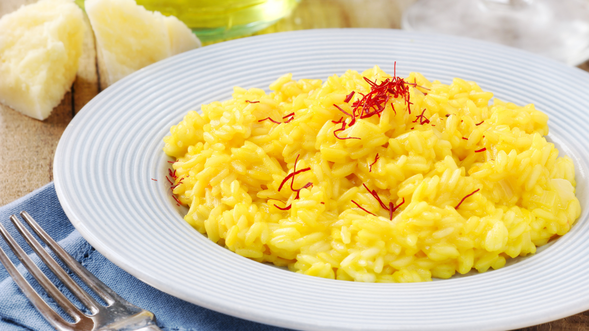 Risotto allo zafferano: Ricetta originale e varianti
