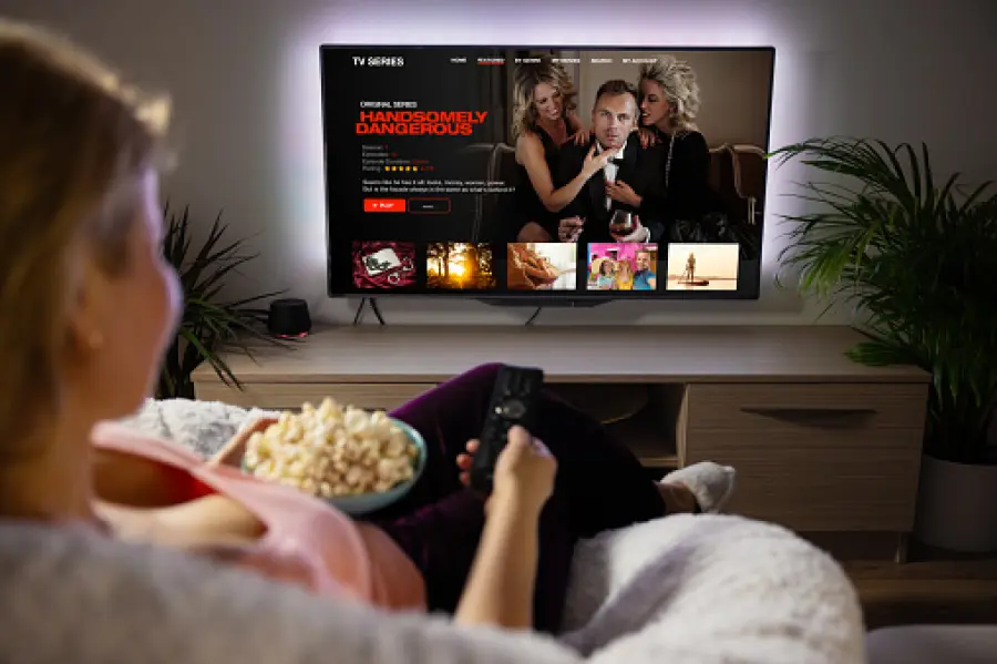 Cosa guardare a Maggio: 19 nuovi film e spettacoli su Netflix, Disney Plus e altro ancora￼