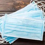 Mascherine al chiuso fino a quando?