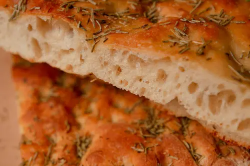 Come fare la focaccia morbida fatta in casa