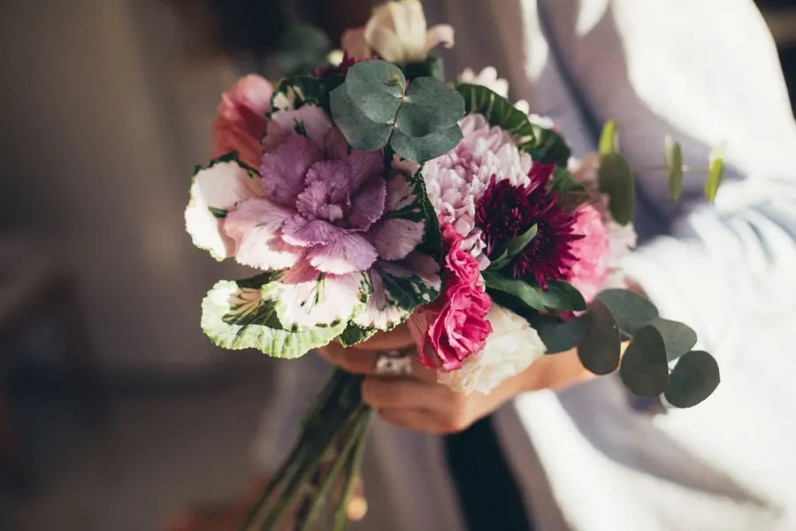 Numero dispari fiori regalo: origini dell'usanza