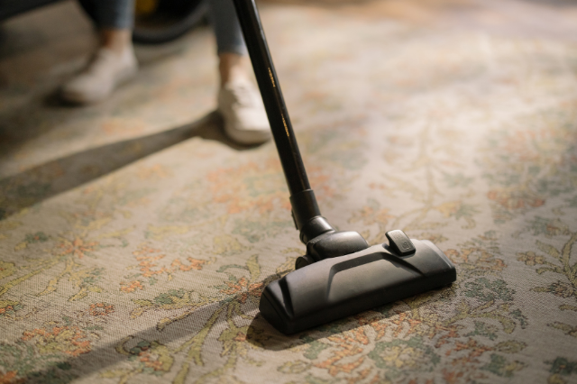 Come pulire i tappeti come pulire i tappeti a secco  come pulire i tappeti in casa come pulire i tappeti con il bicarbonato  come pulire i tappeti a casa  pulire tappeti pulizia tappeti  lavare tappeto  come pulire un tappeto