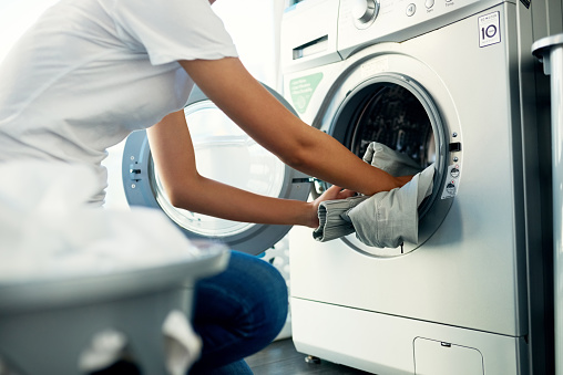 10 cose che non sapevi di poter lavare in lavatrice